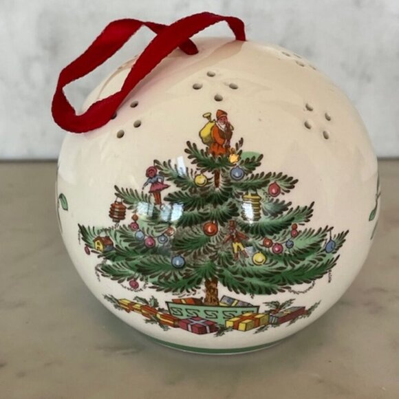 SPODE Christmas Tree Pompadour Hanging Porcelain Ball Vintage - Picture 1 of 11